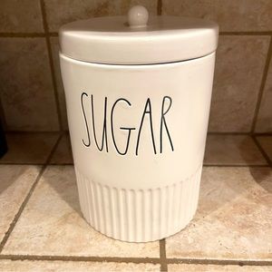Rae dunn // “sugar” canister “7